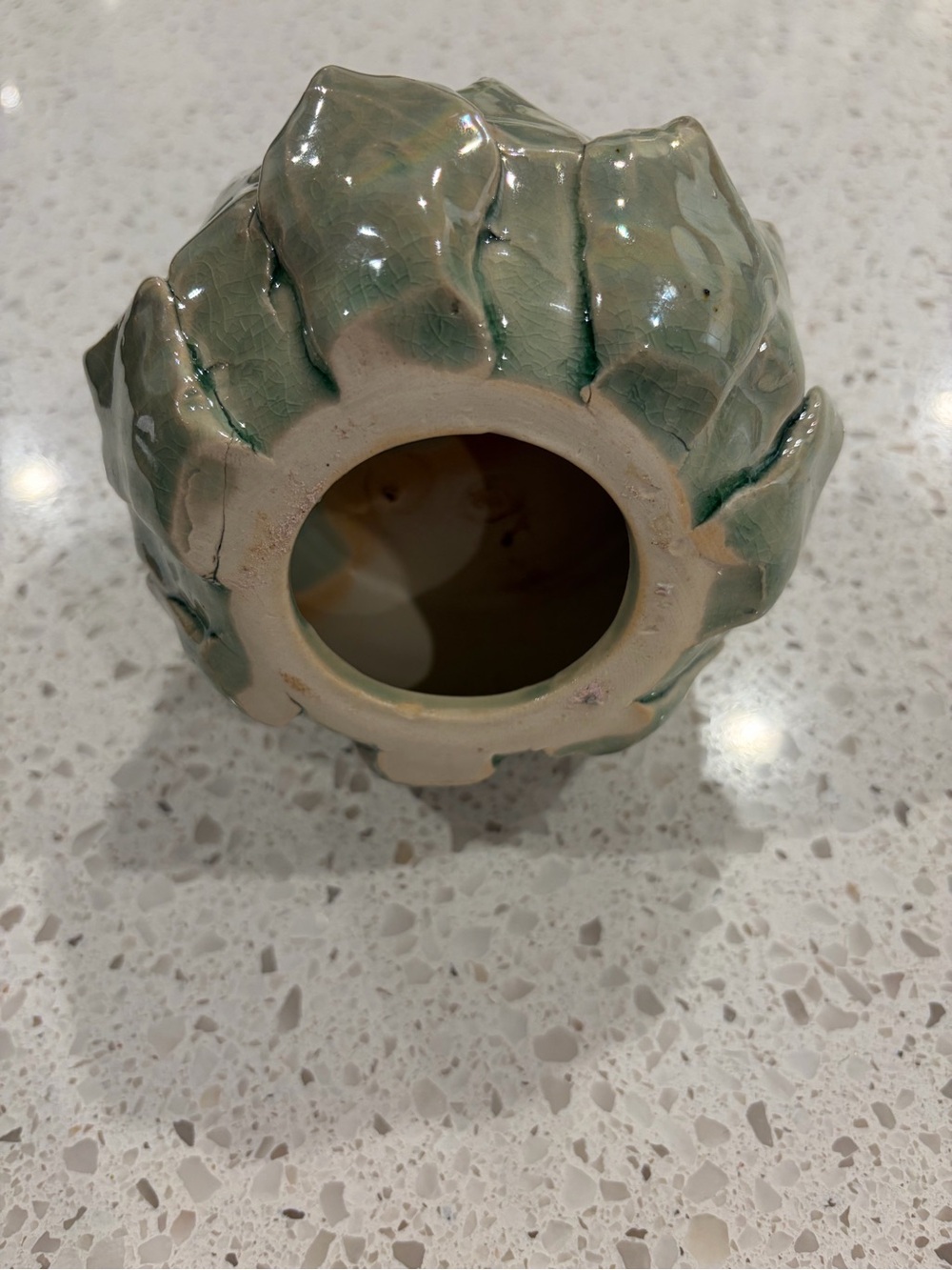 Ceramic Leaf Candle Holder in Sage Green - Picture 5 of 5